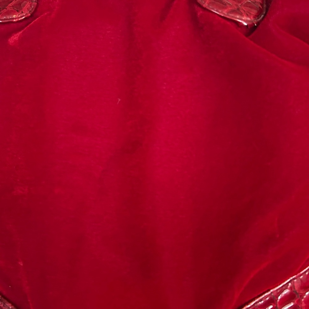 Bath & Body Works Red Velvet Croc Trim Handbag purse Tote - Picture 5 of 6